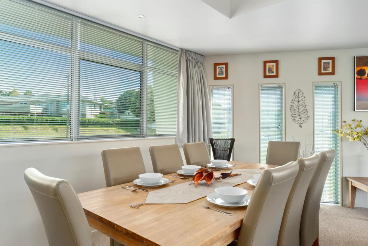 Two Views Taupo Apartment Extérieur photo