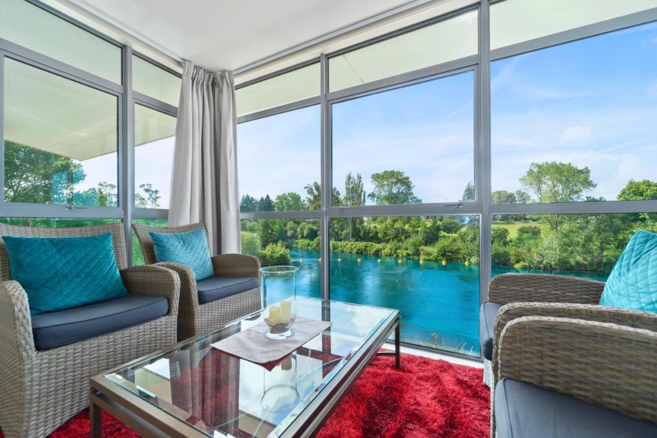 Two Views Taupo Apartment Extérieur photo