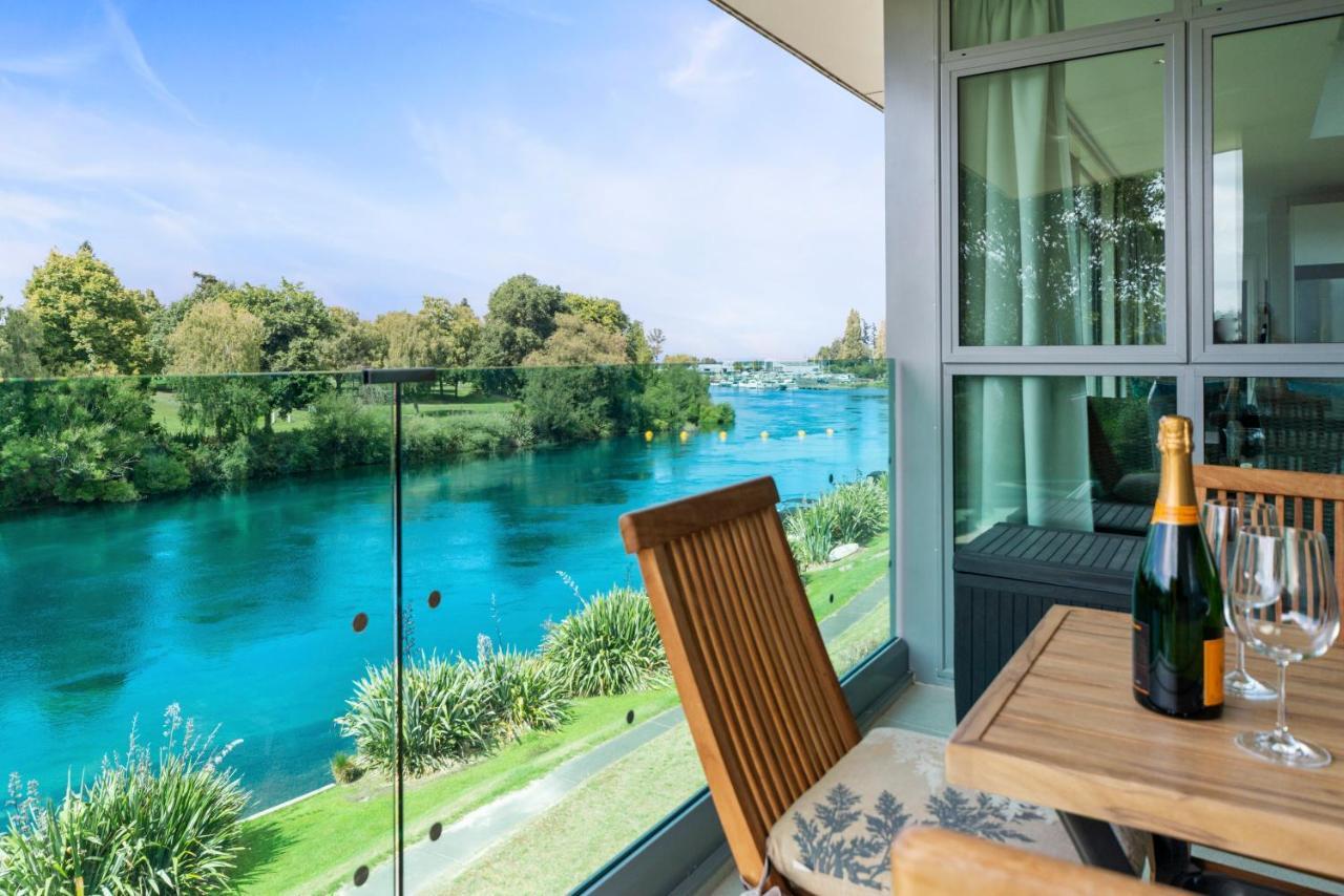 Two Views Taupo Apartment Extérieur photo